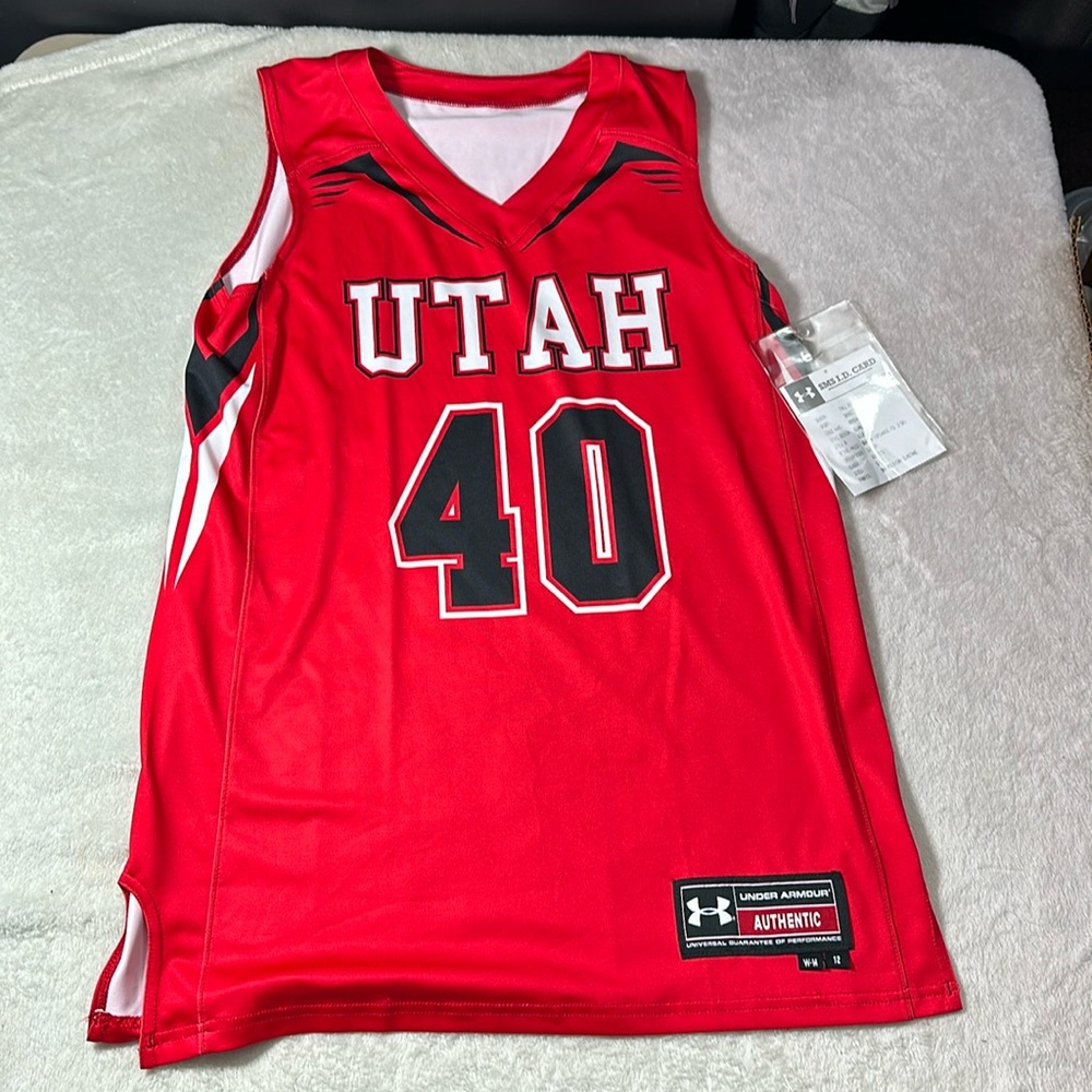 Under Armour Utah Women’s Basketball Jersey Size Medium Red and Black